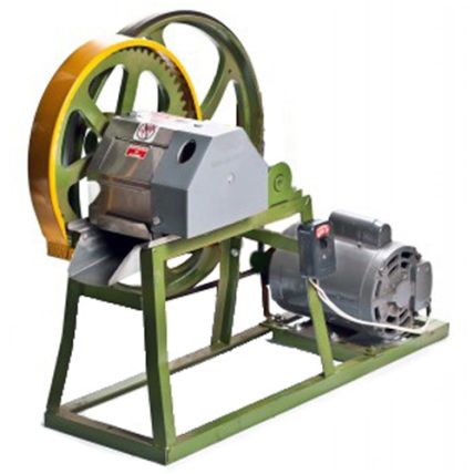 Moenda / Garapeira / Engenho de Cana B120 Baixo Inox Elétrico Botini