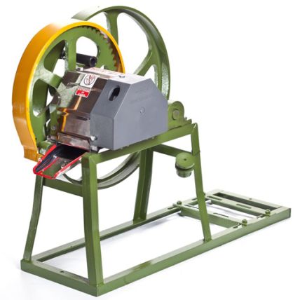 Moenda / Garapeira / Engenho de Cana B120 Baixo Inox Sem Motor Botini