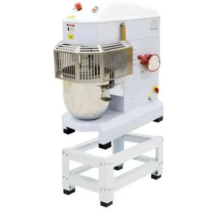 Batedeira Planetária 18 Litros com Pedestal VBP18NR Venâncio