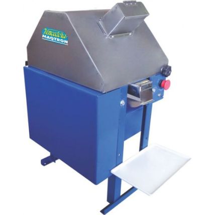 Moenda De Cana Tradicional Turbo Sem Motor Rolos Inox e Bicas Do Caldo em Inox B-722 Maqtron